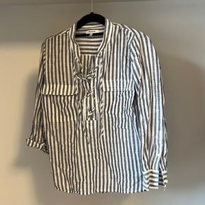 Madewell S Navy/ White Striped criss-cross detailed shirt